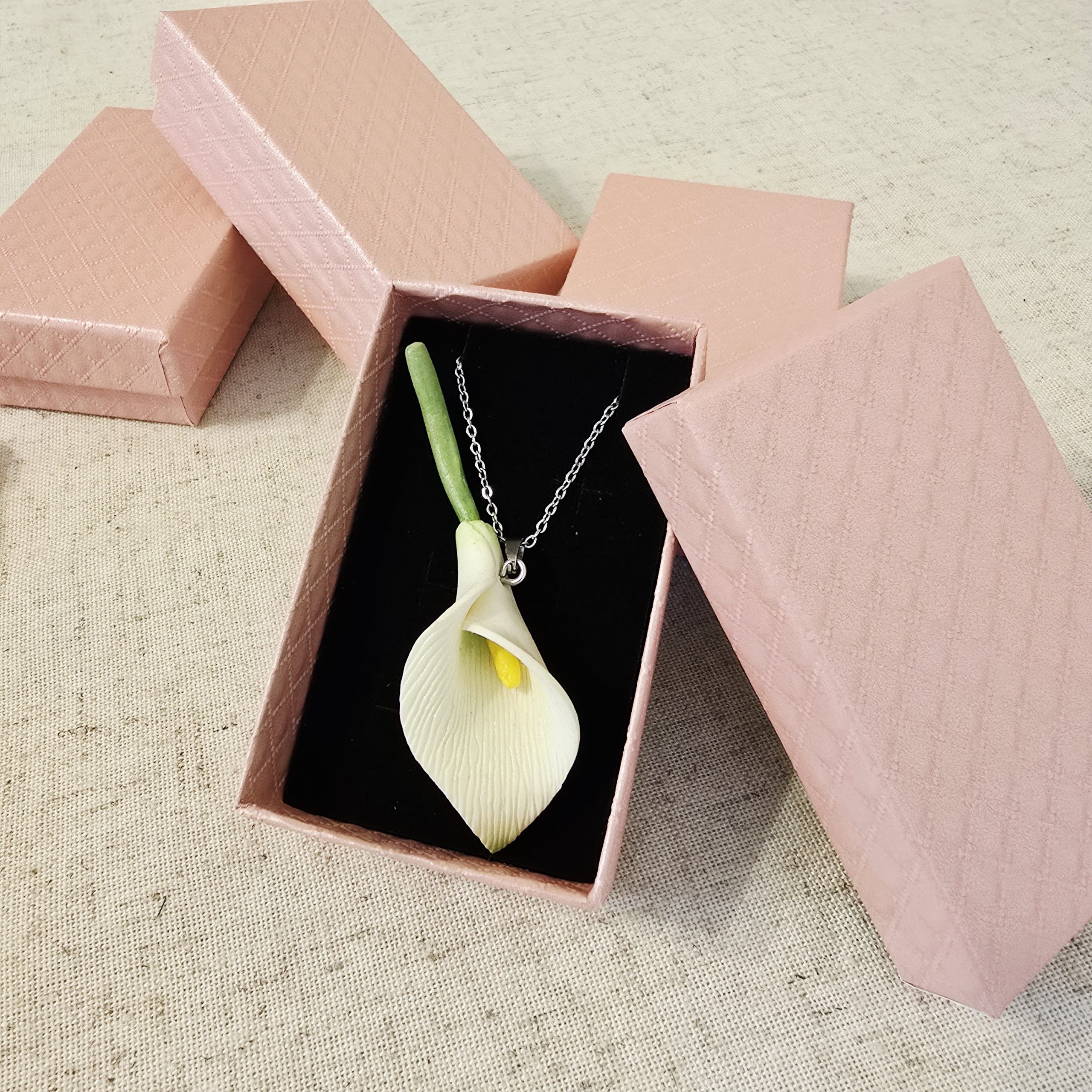 Calla Lily Necklace - Image 2