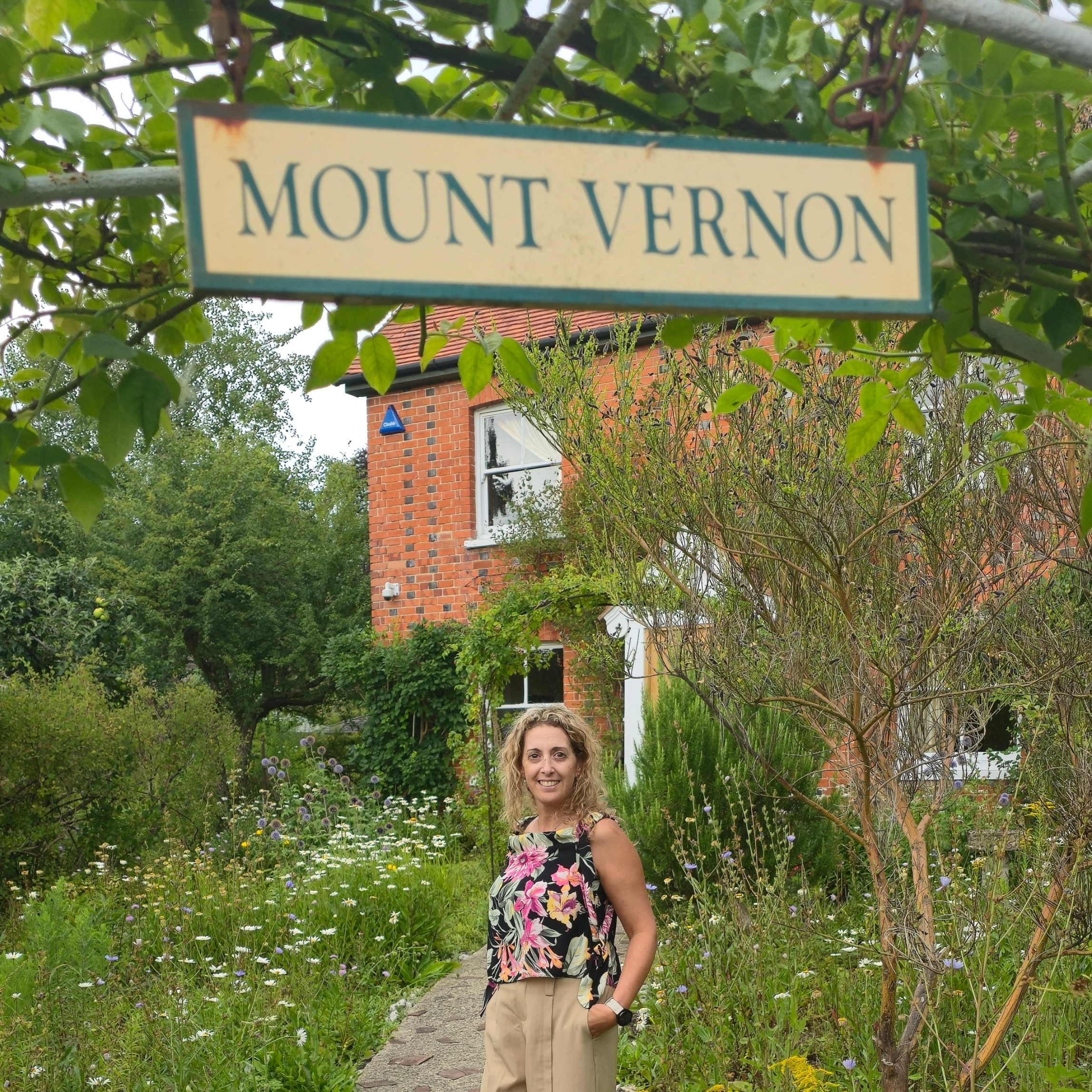Silvina Martinez visiting the Bach Centre in the UK